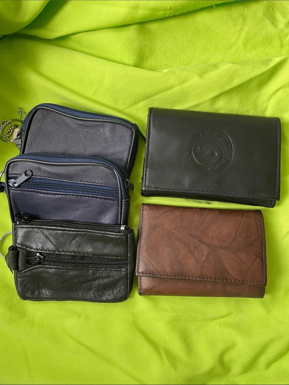 Bundle -Town & Country blk wallet, 2 blue 1 black coin purse, Buxton 8 key hold